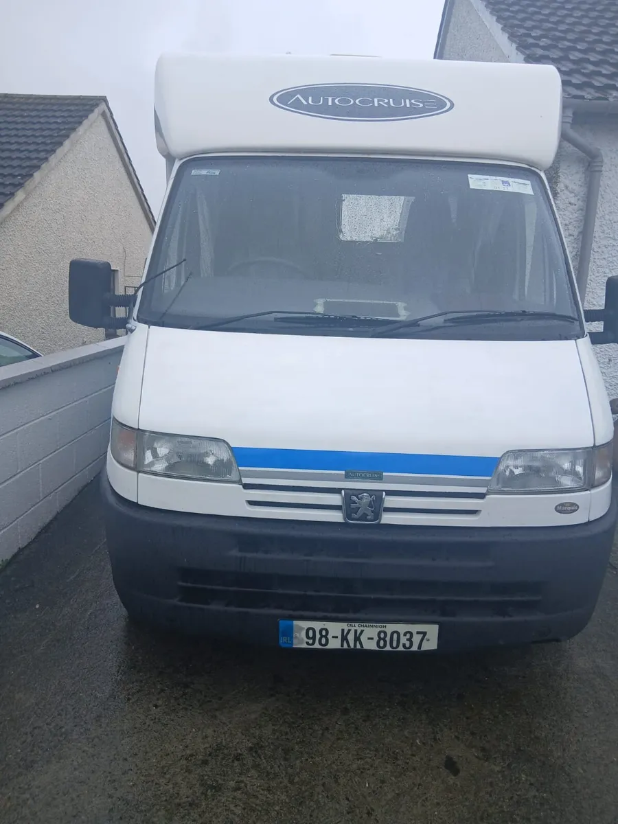 Camper van - Image 3