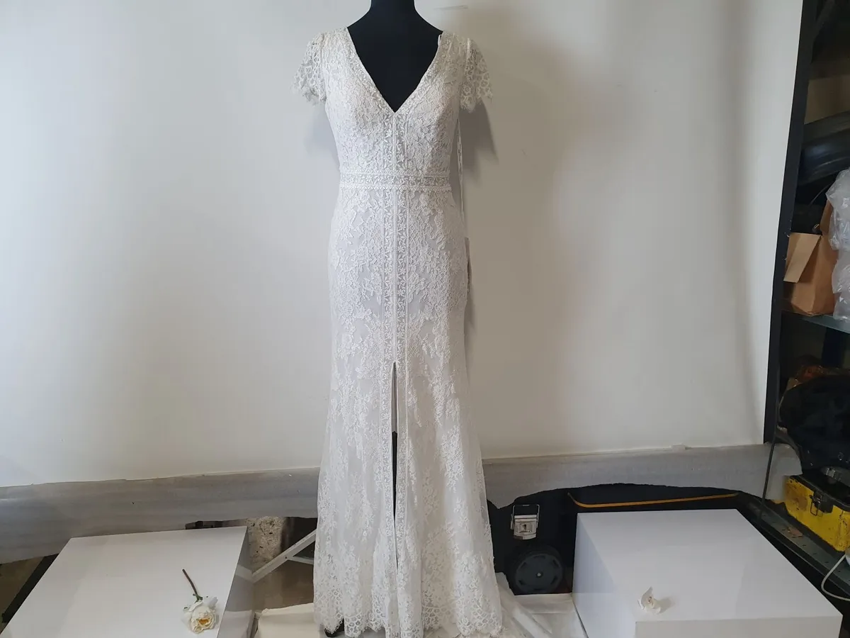 Online Alice May Bridal Wedding Dresses Auction  - Image 2