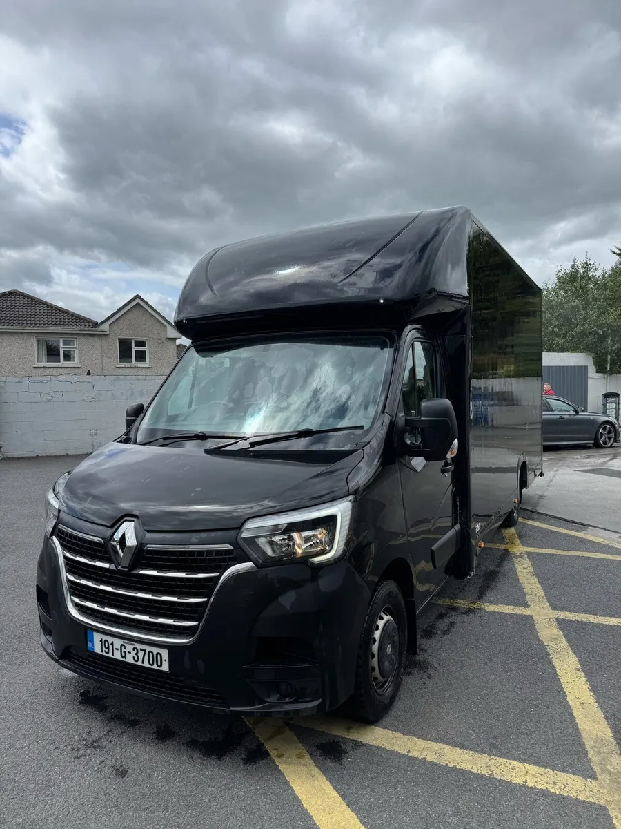 2019 Renault Master Giblin Body - Image 1