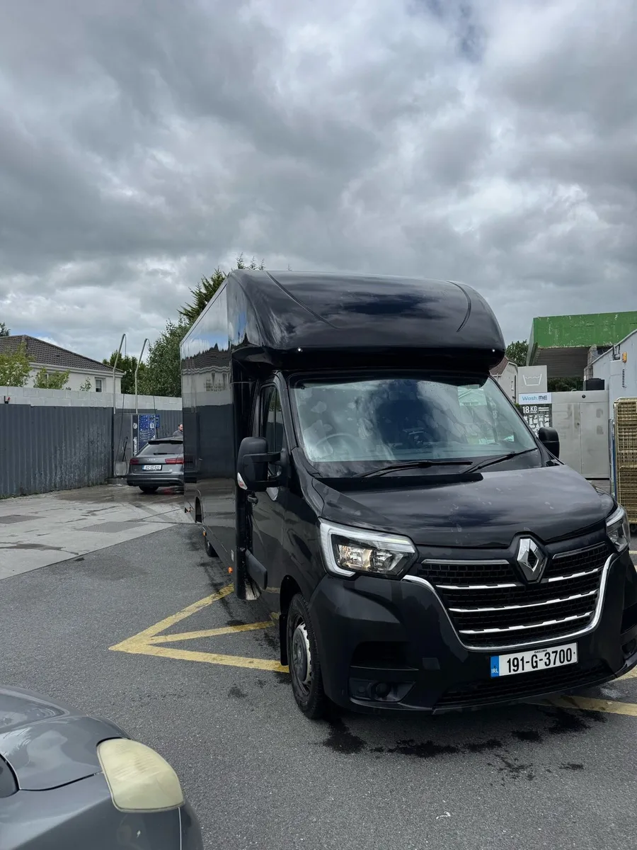 2019 Renault Master Giblin Body - Image 2