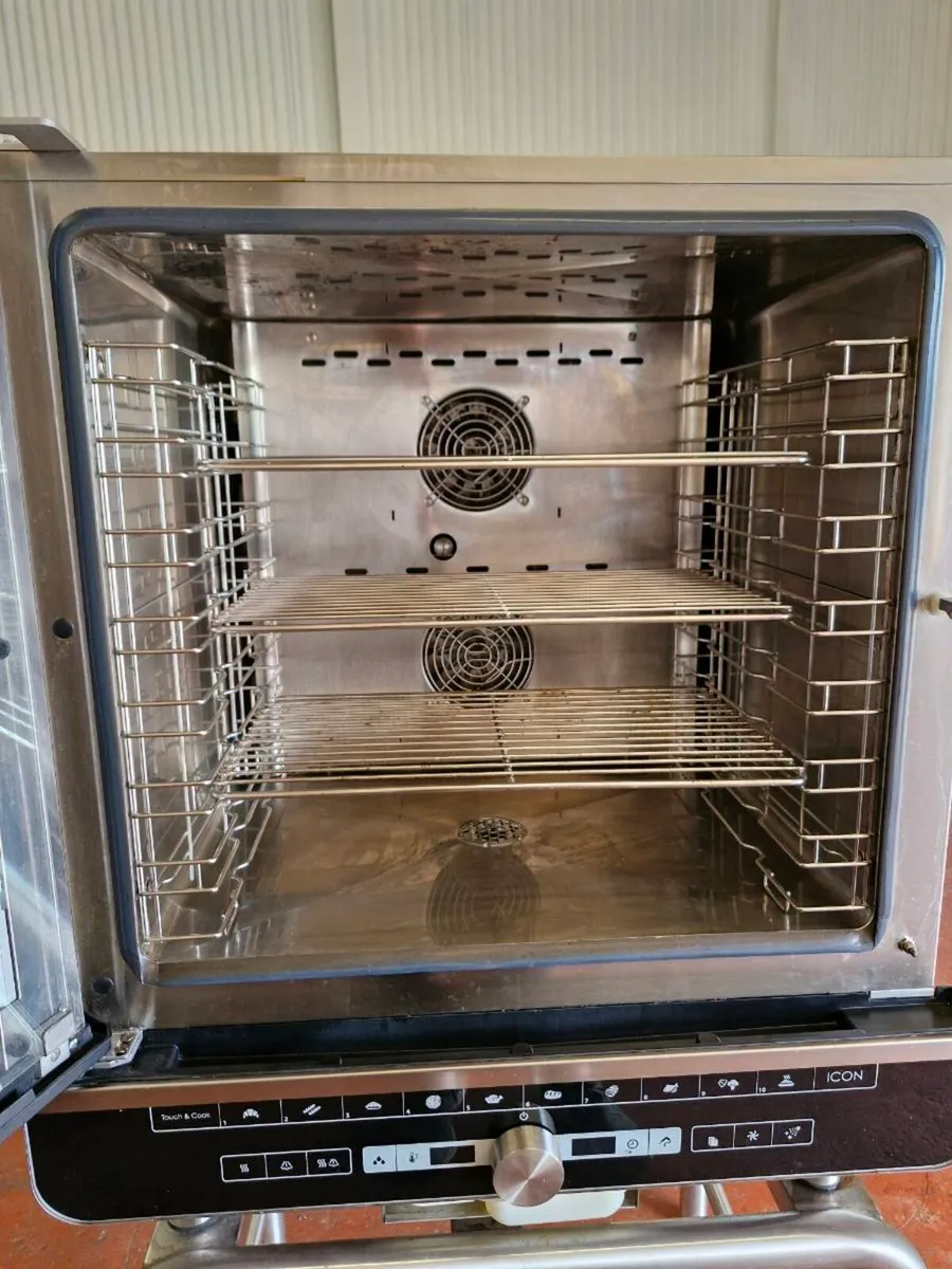Lainox ICET071 7 Grid Electric Combi Oven - Image 4