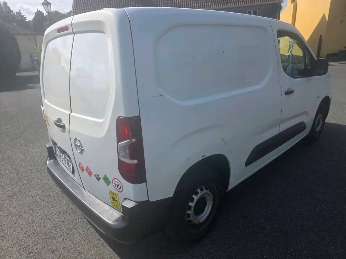 Opel combo 3 seater - Image 2