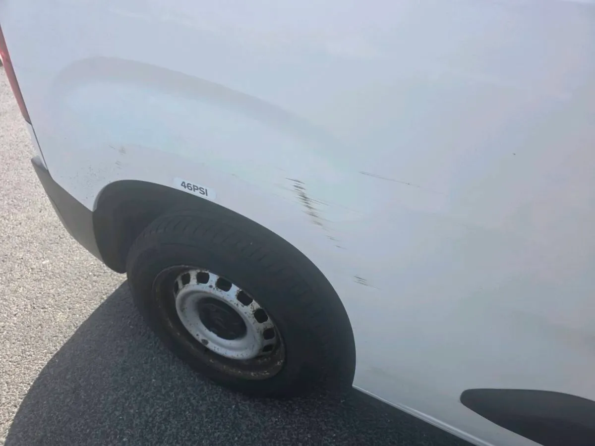 Opel combo 3 seater - Image 3