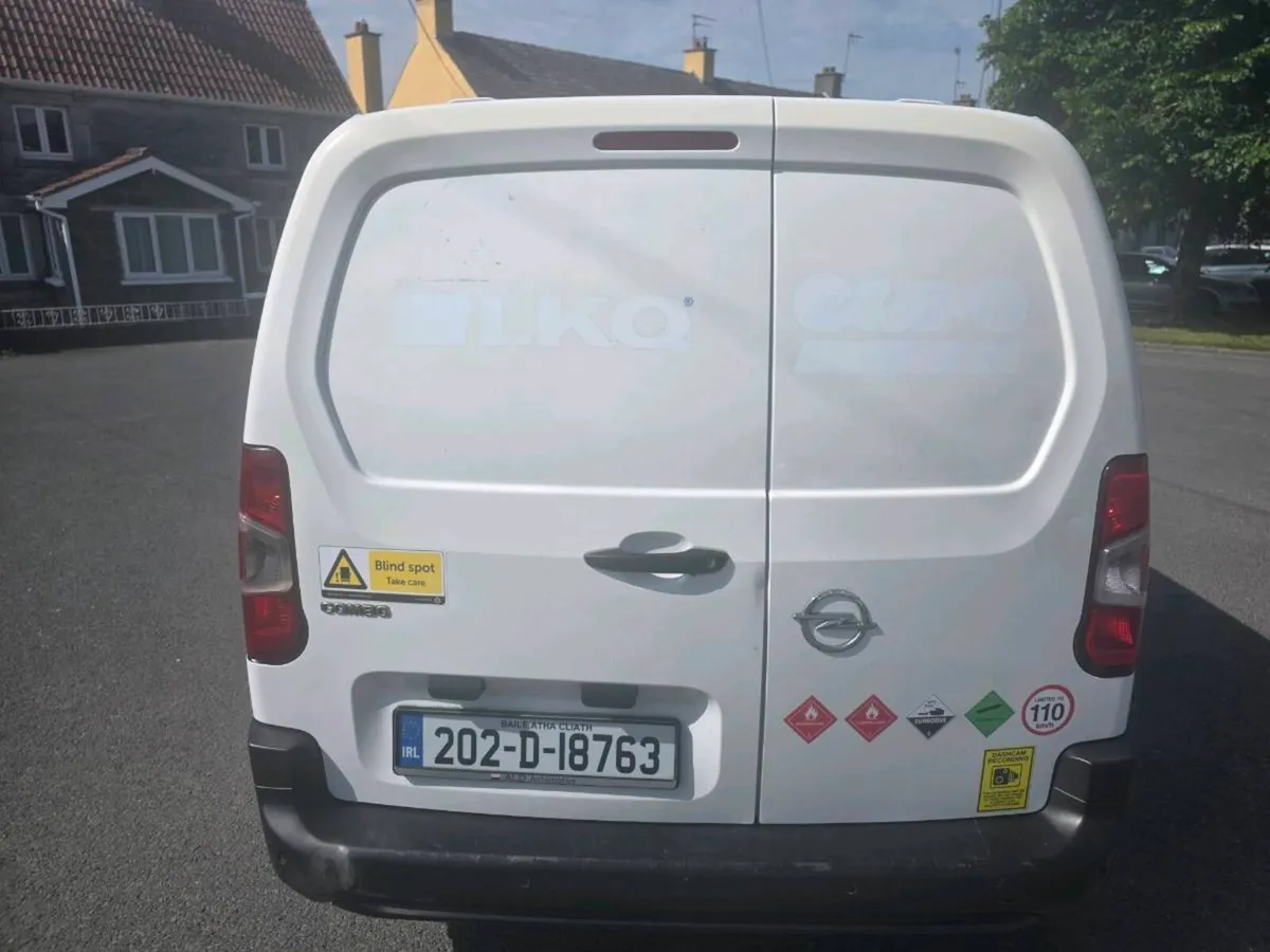 Opel combo 3 seater - Image 4