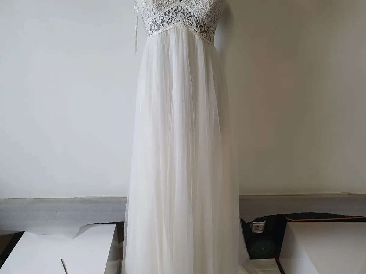 Online Alice May Bridal Wedding Dresses Auction  - Image 3
