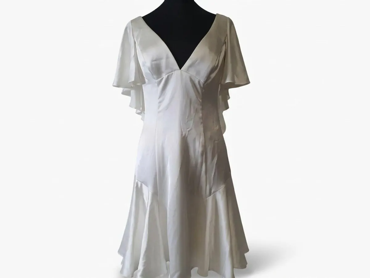 Online Alice May Bridal Wedding Dresses Auction - Image 1