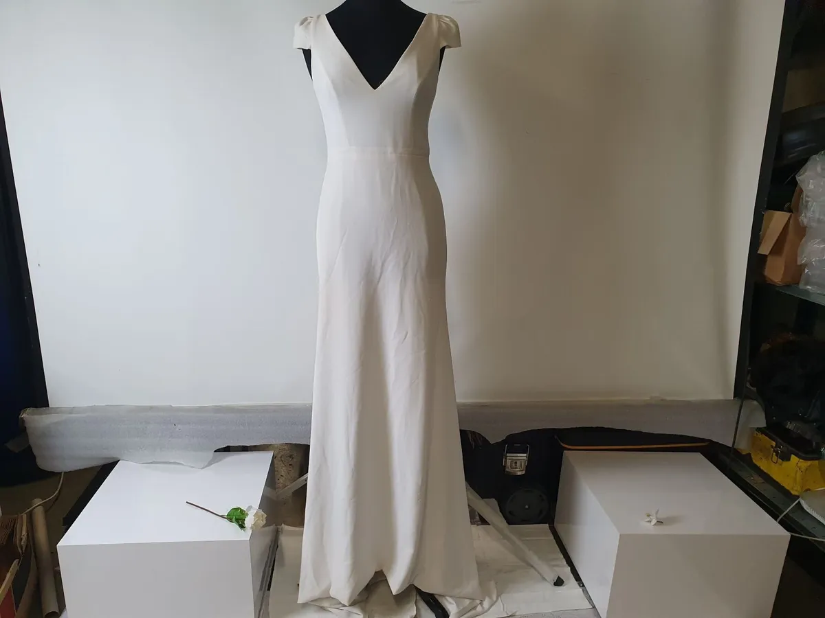 Online Alice May Bridal Wedding Dresses Auction - Image 4