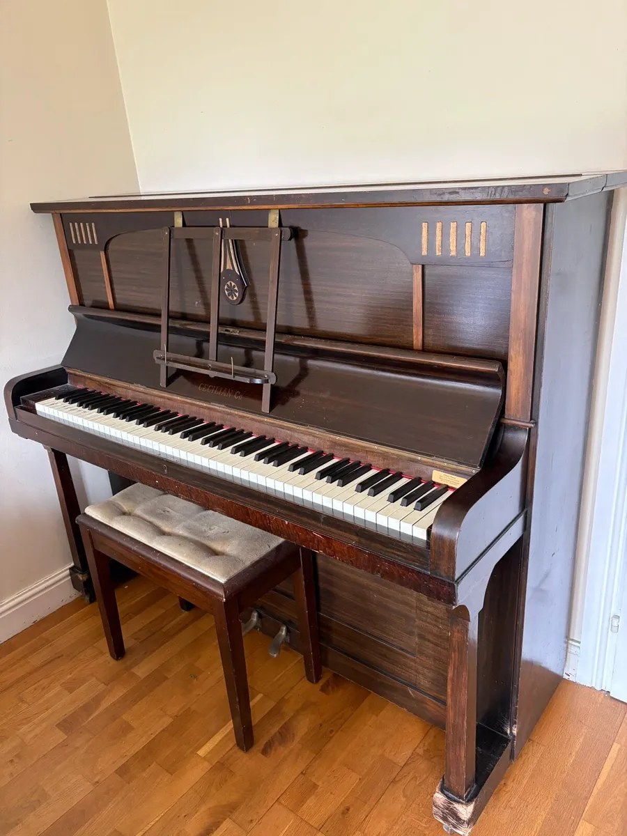 Piano - Image 1