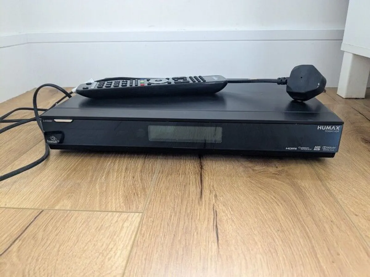 Humax Foxsat HDR 320gb Freesat