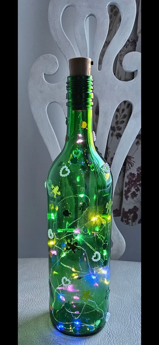 30 green bottles