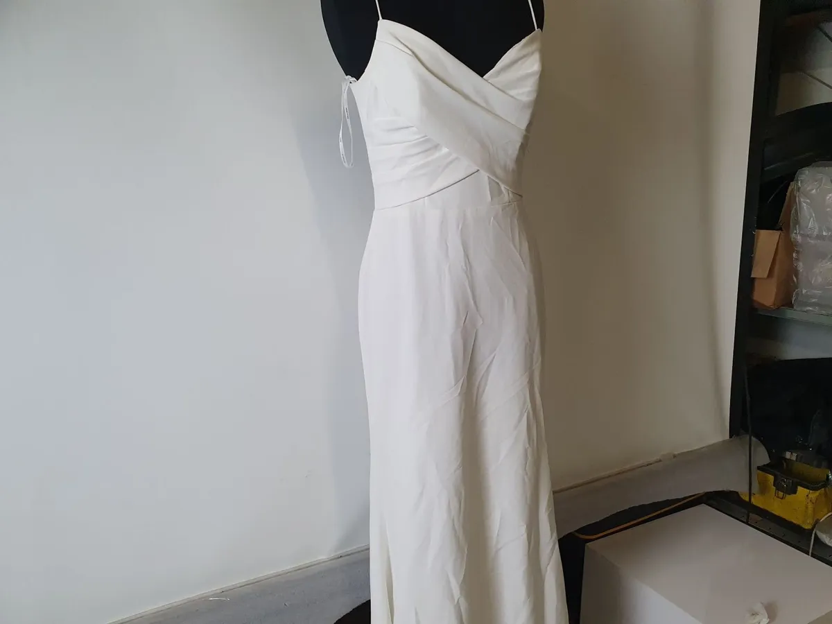 Online Alice May Bridal Wedding Dresses Auction  - Image 3