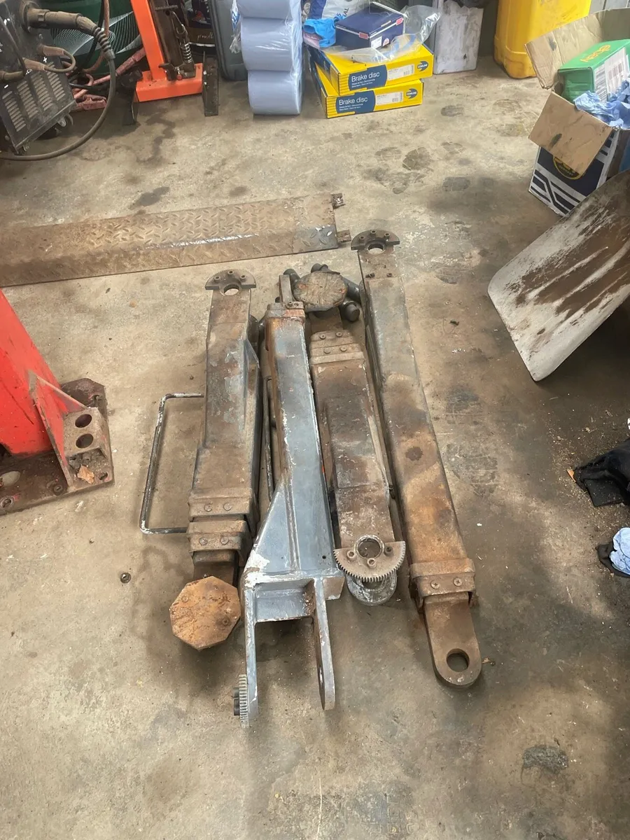 Car lift - Image 2