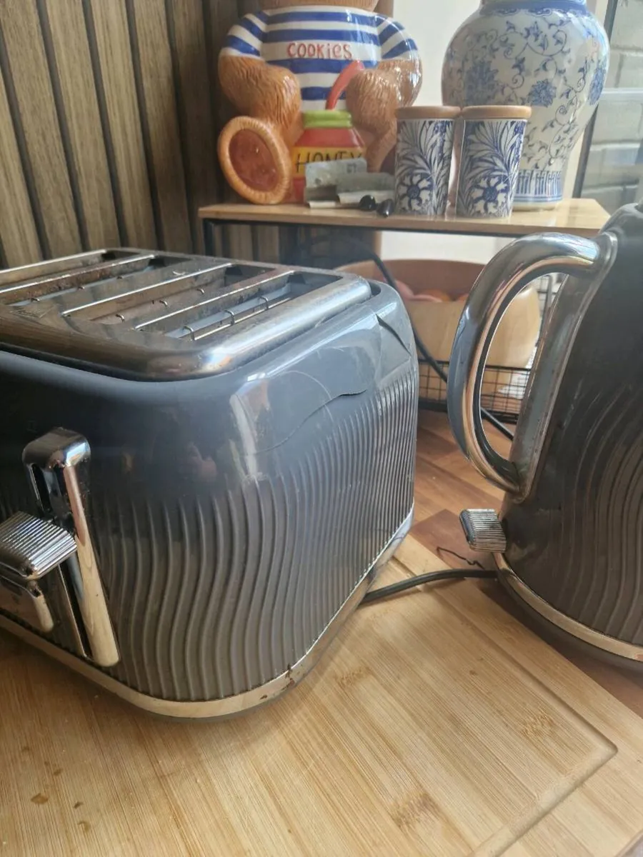 Kettle amd toaster - Image 2