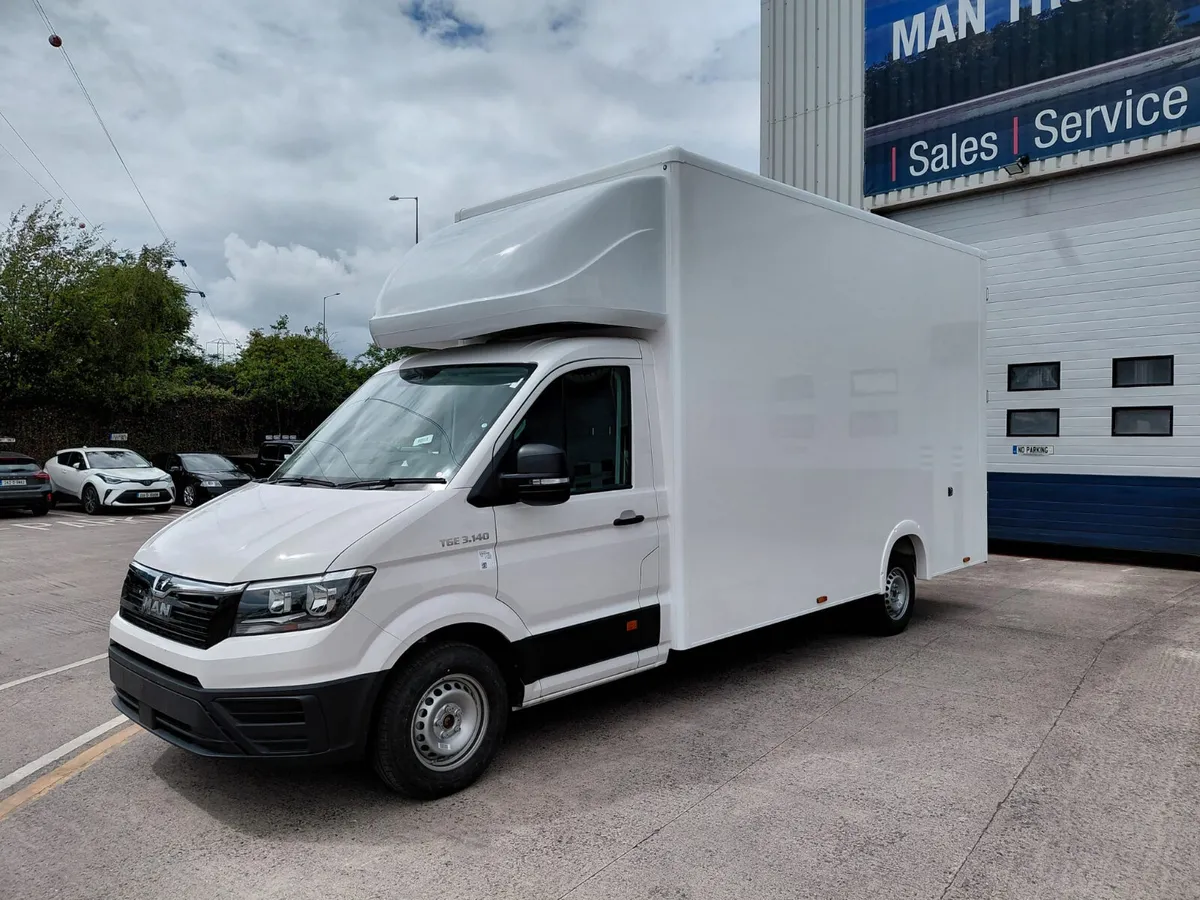 MAN TGE 140 Low Platform Box Box Body - Image 2