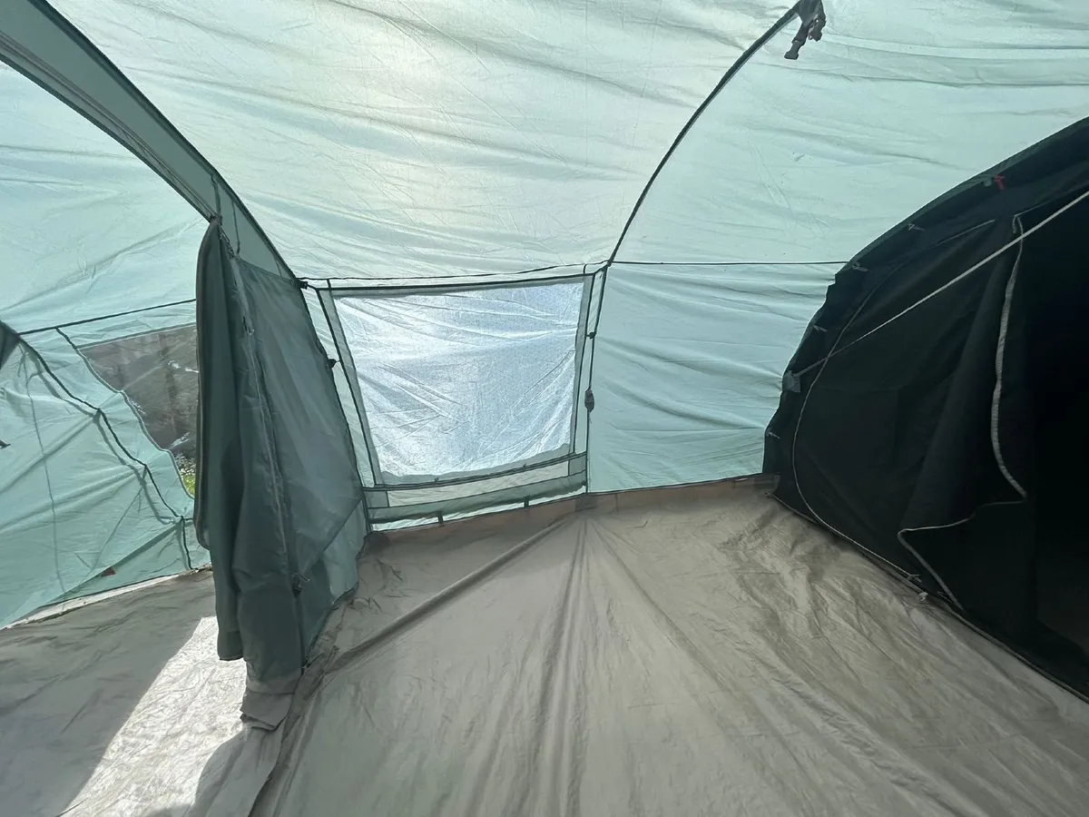Tent - Image 2