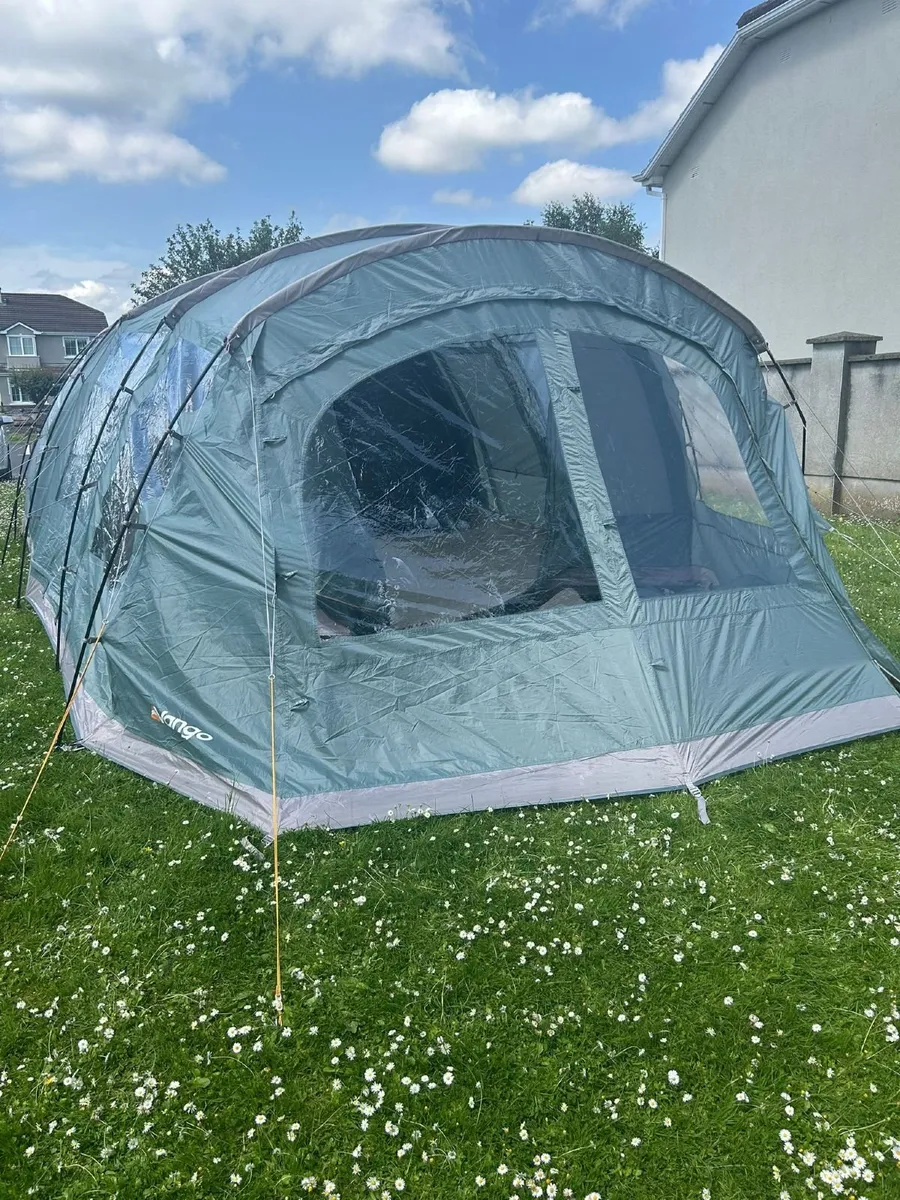 Tent - Image 3