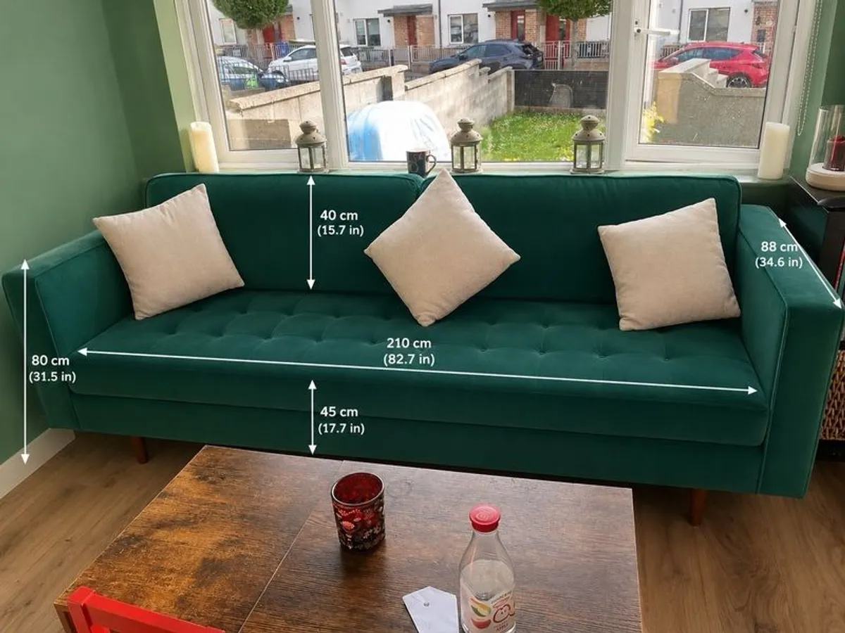 Emerald green velvet sofa - Image 4