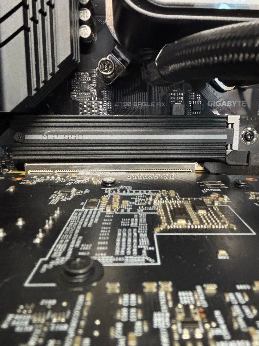 Upgradable gaming pc - Image 3