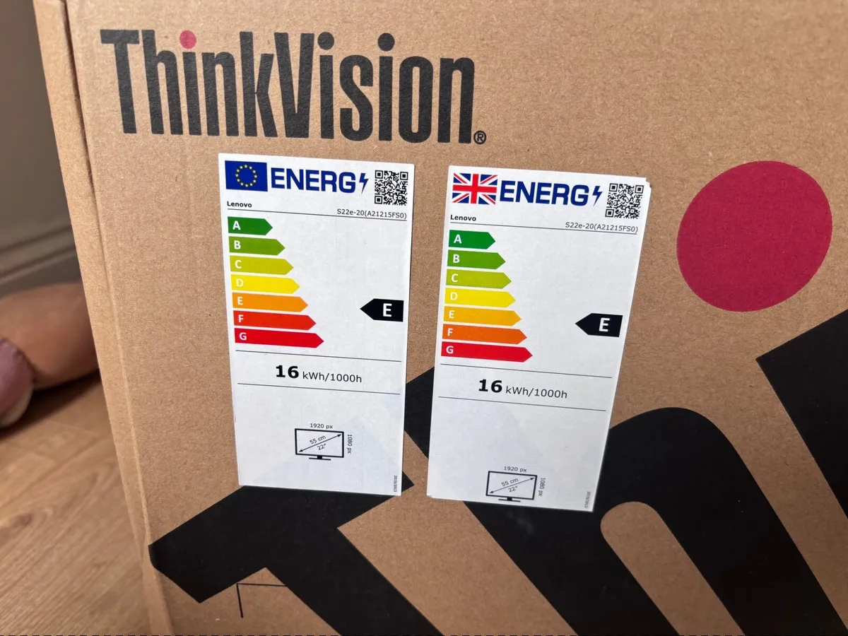 ThinkVision flat panel monitor - Image 3