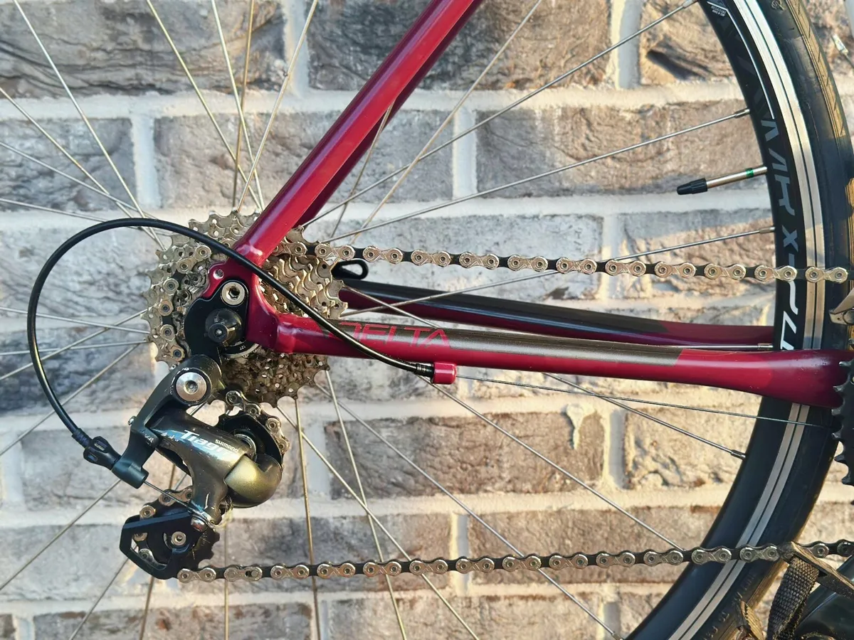 Genesis Road Bike - Image 4