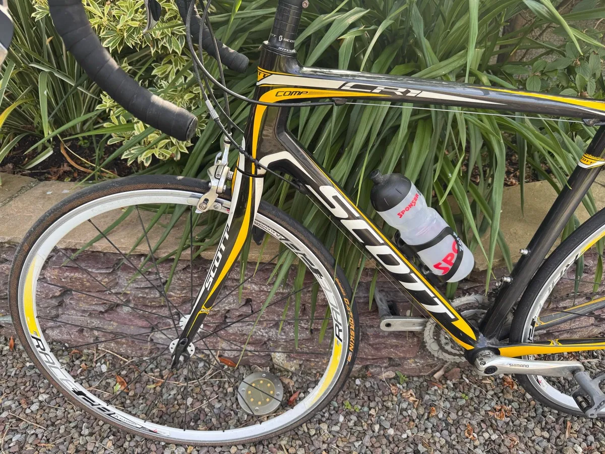 Scott Fully Carbon Road Bike - Image 2