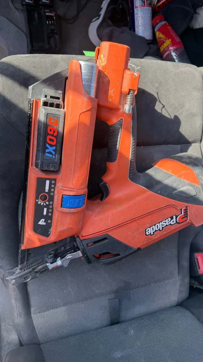Paslode IM360CI 1st Fix Nail Gun - Image 1