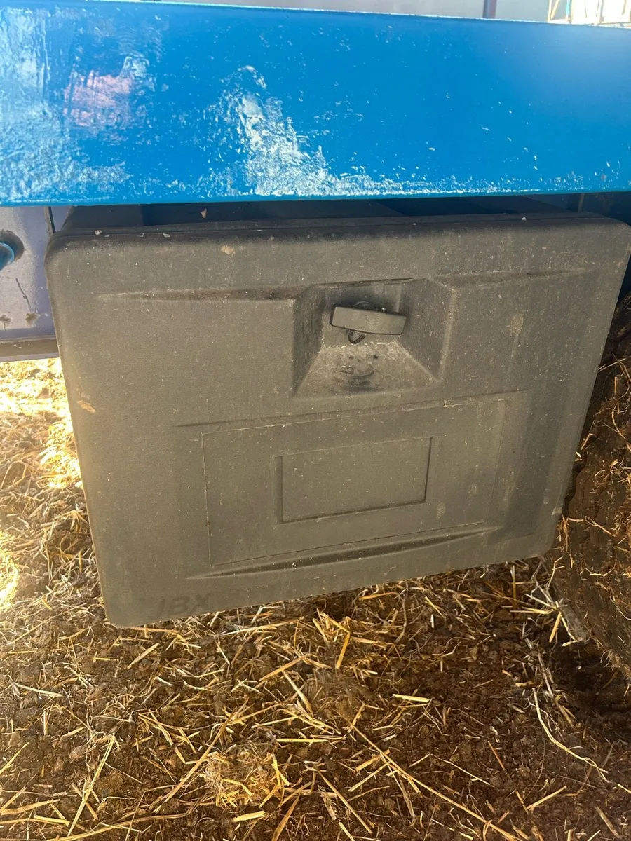 Bale trailer - Image 3
