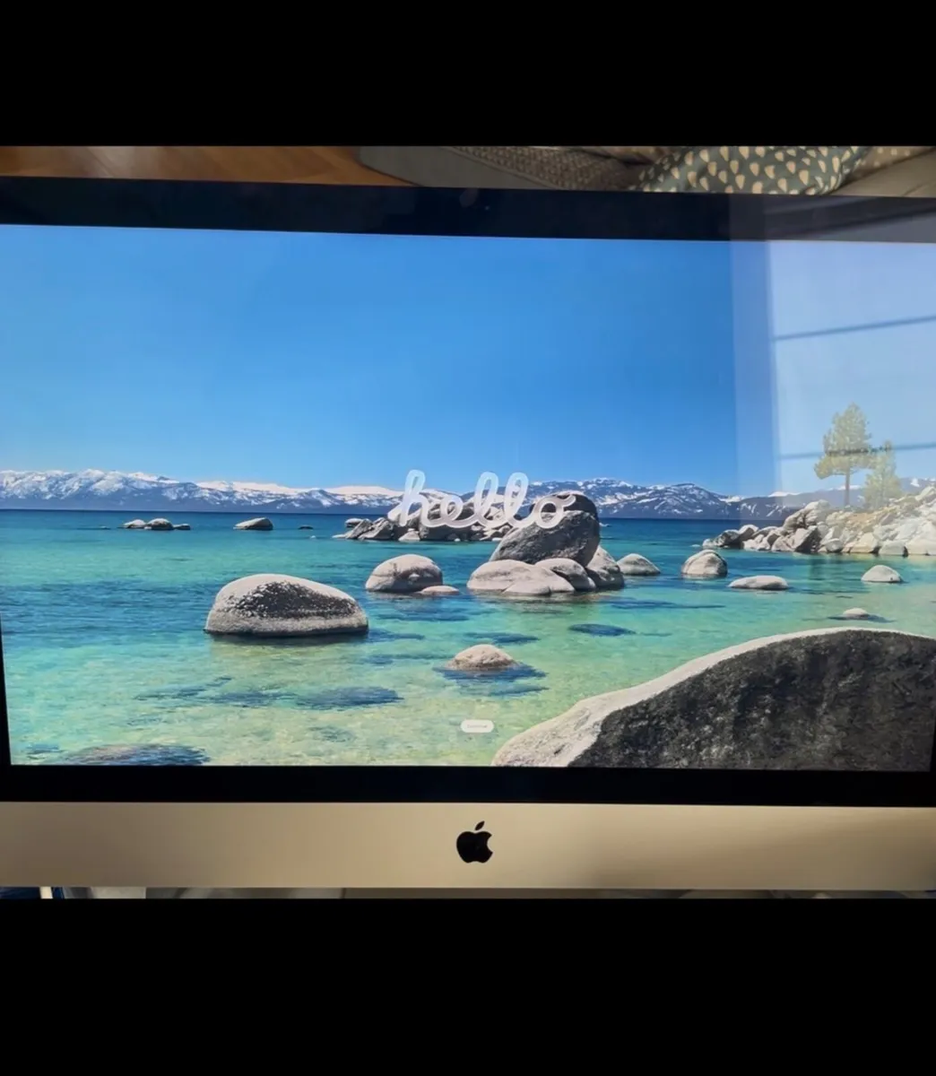 iMac 27 2020 almost perfect condition - Image 2