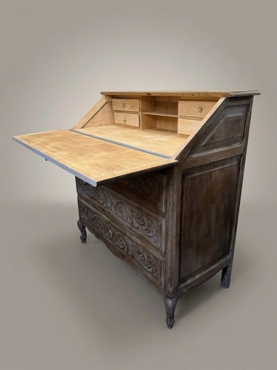 Charming Hand Painted & Distressed Ladies Writing Desk - Image 3