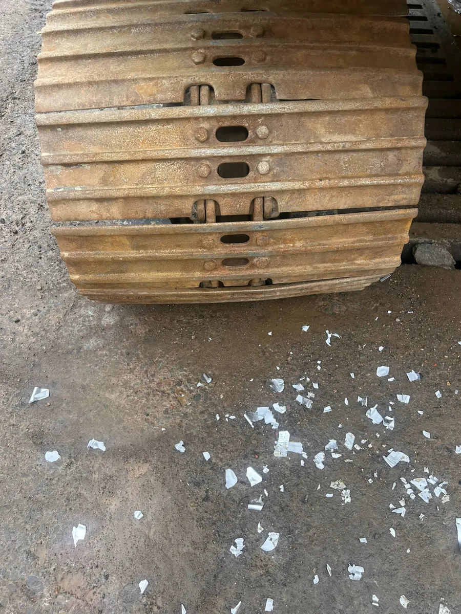 13-14 to 46 link Track Groups with 700mm pads - Image 4