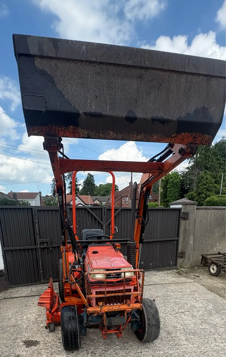Kubota Tractor Mower with Loader - Image 3