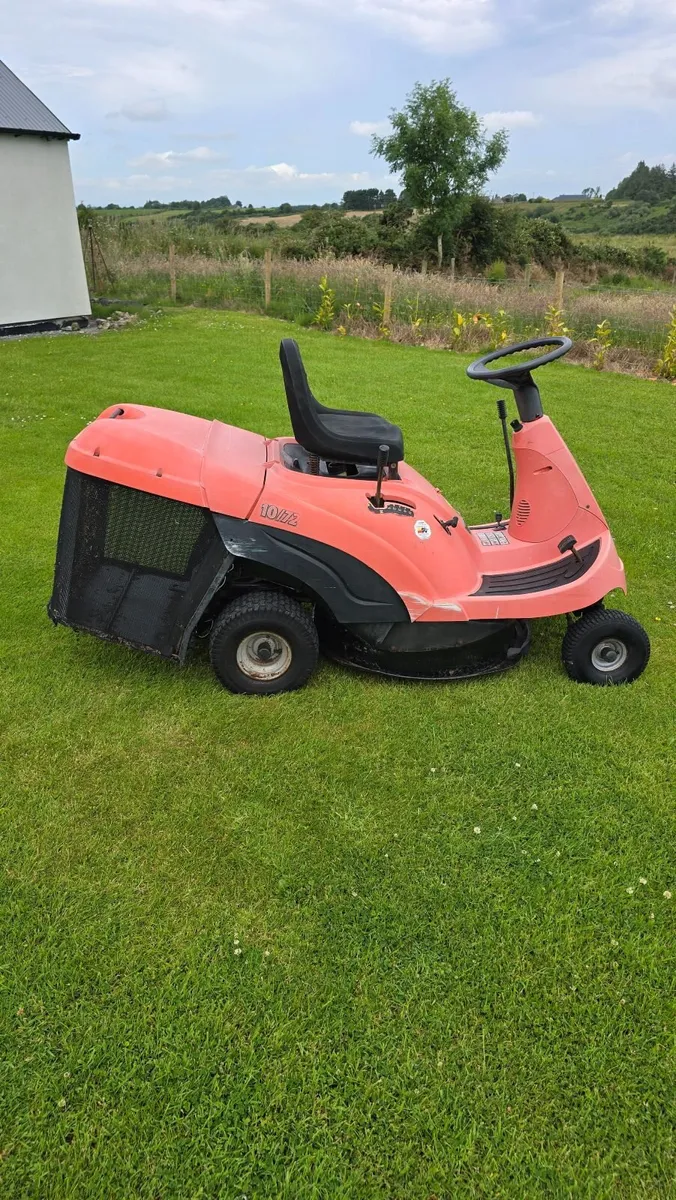 Castlegarden F72 Ride-On Lawnmower - Image 3
