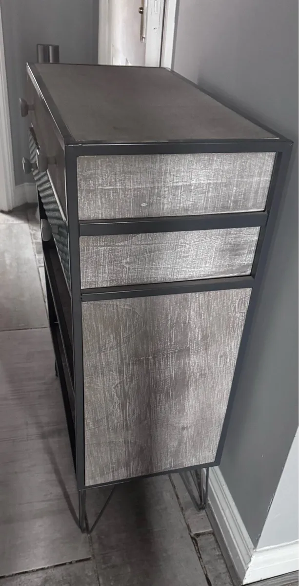 Furniture unit - Image 2