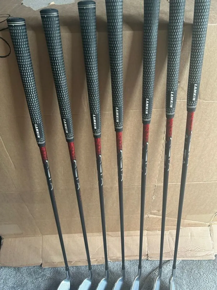 Ping G410 graphite clubs. - Image 2