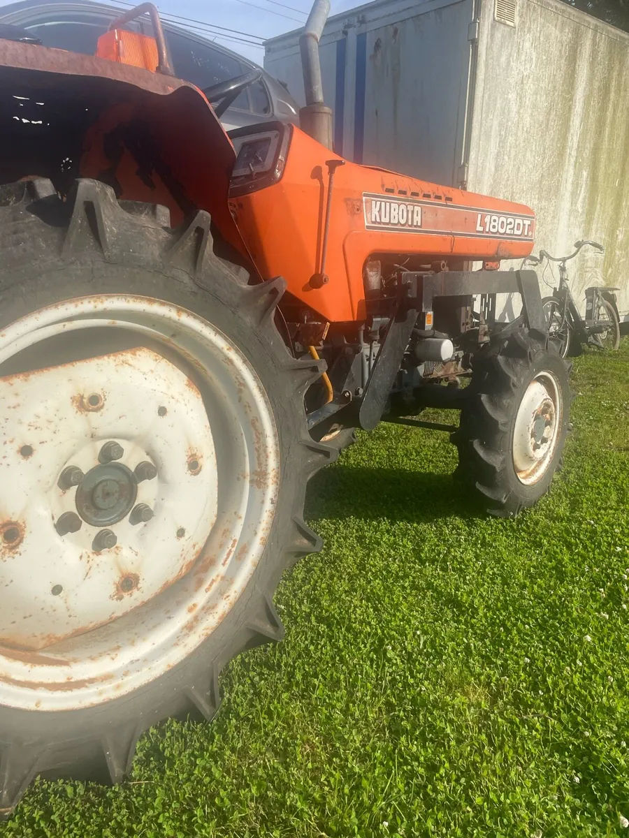 Kubota Compact Tractor L1802DT - Image 3