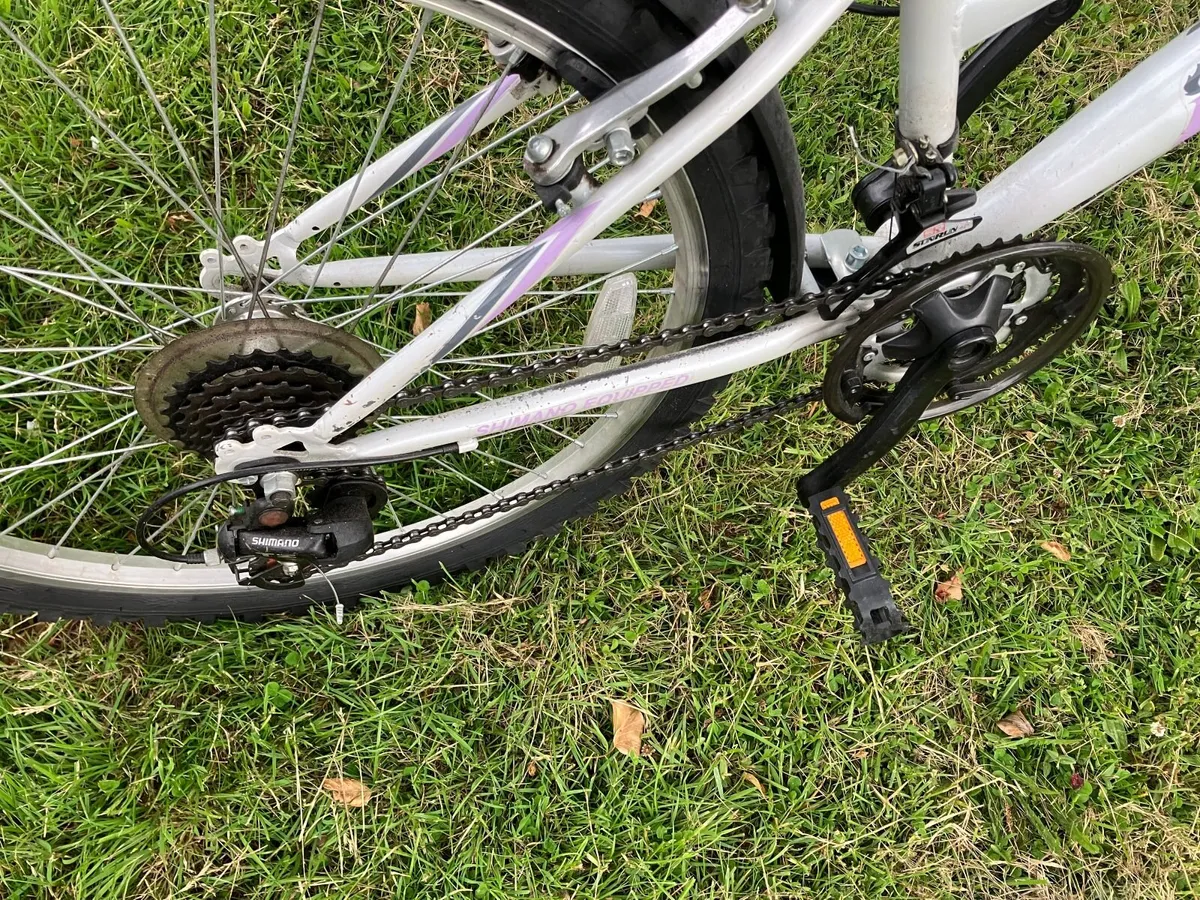 Child's Bike (8-11 yrs) - 20 inch wheels - FREE - Image 3