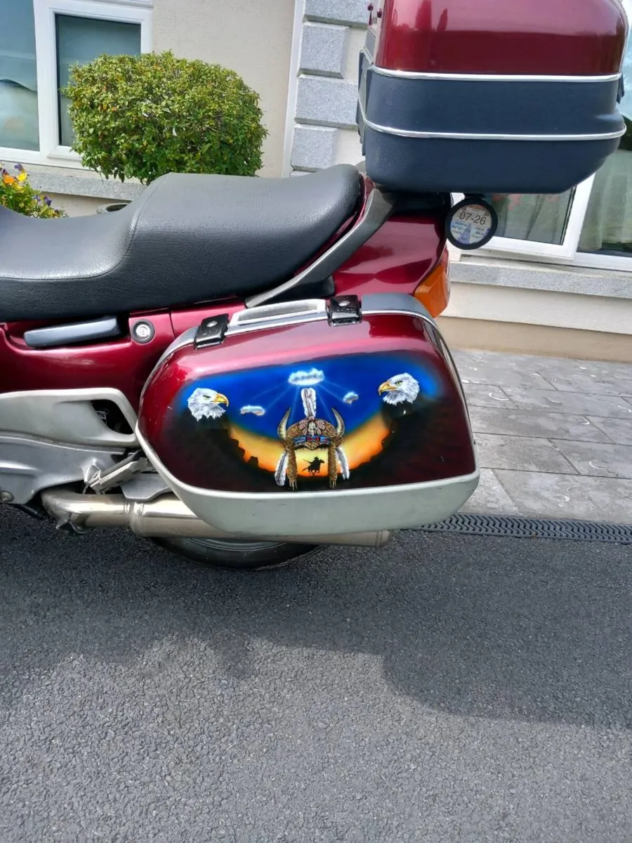 Honda ST 1100 - Image 2