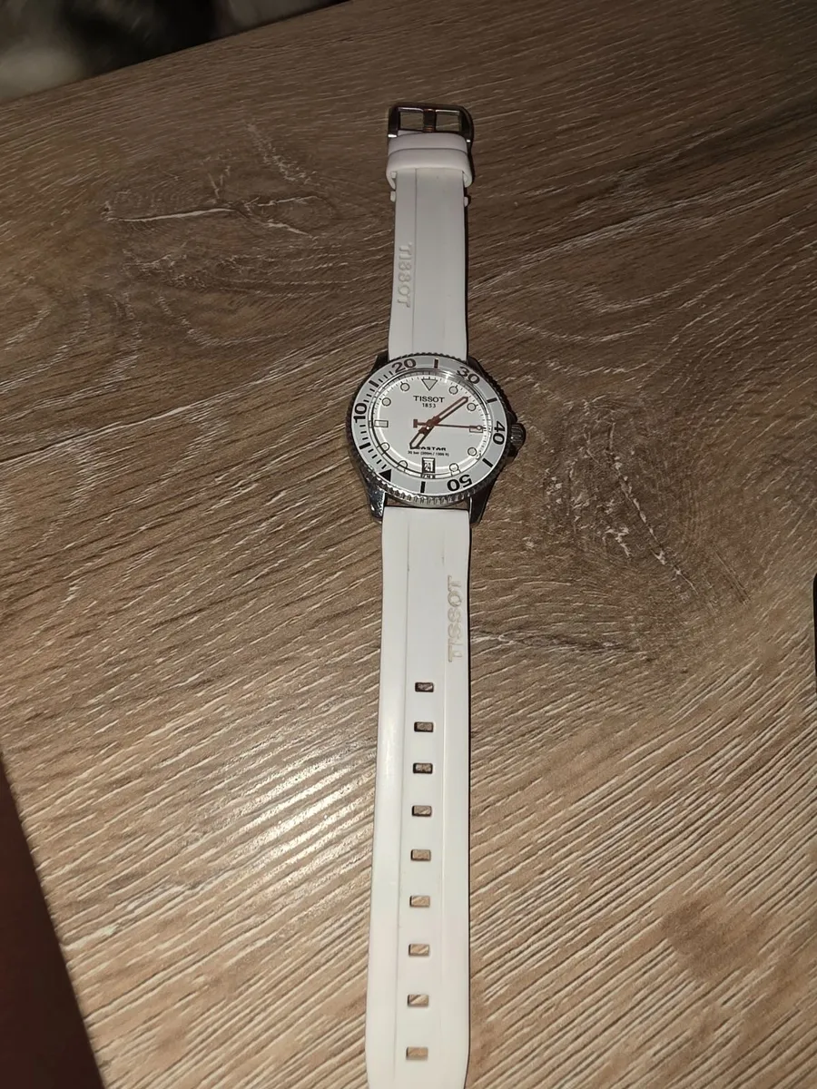 Ladies watch - Image 1