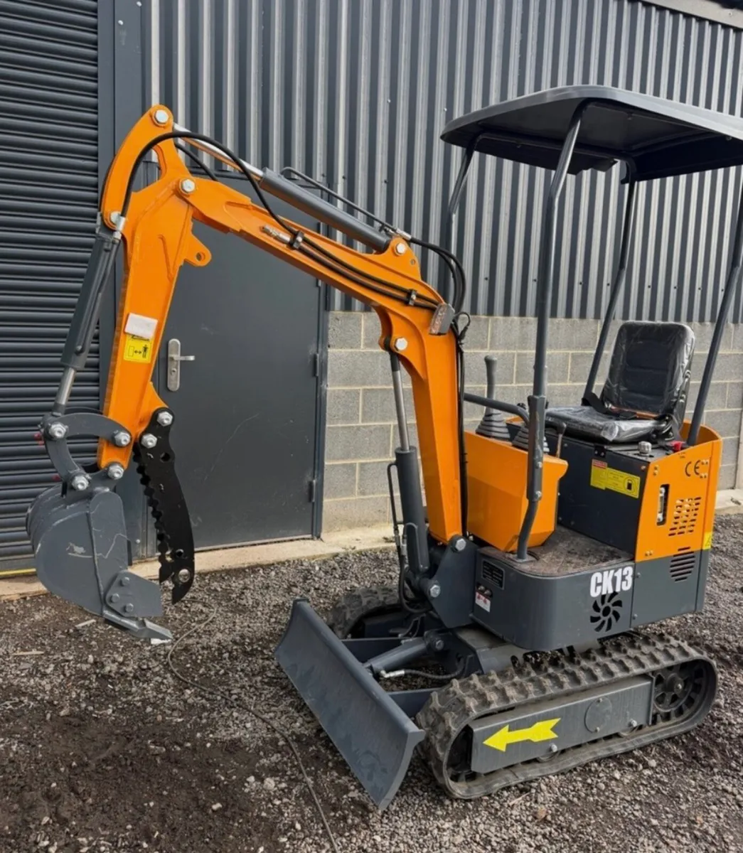 Captock Ck13D mini Micro Digger. . Thumb Grab . - Image 3