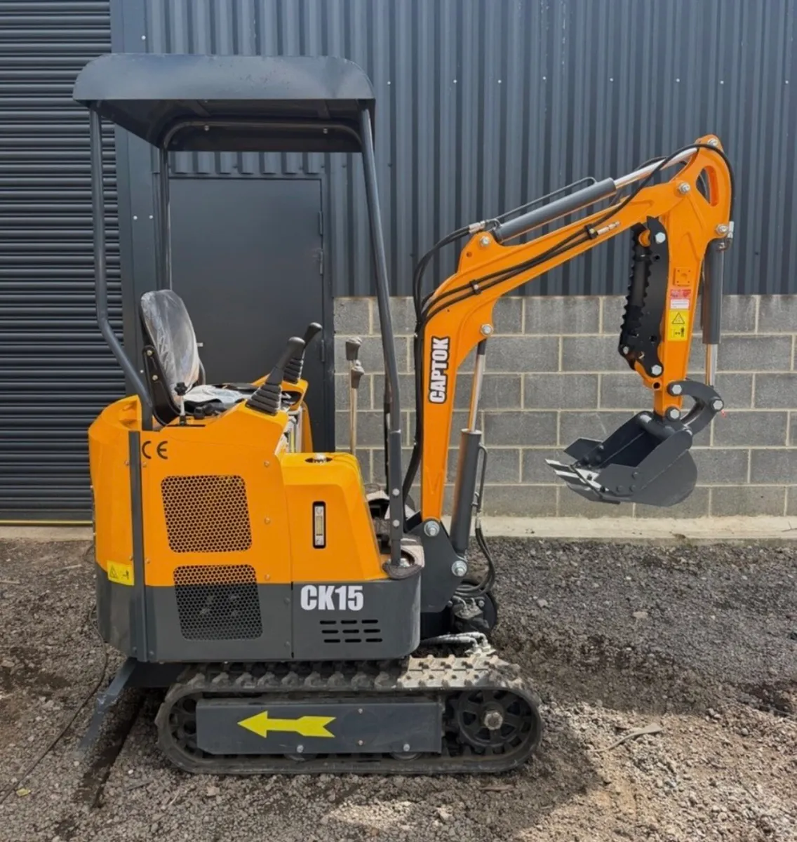 Captock 1.5 Ton Mini Digger Unused 2026 . - Image 2