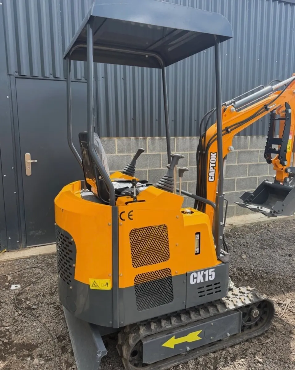 Captock 1.5 Ton Mini Digger Unused 2026 . - Image 3