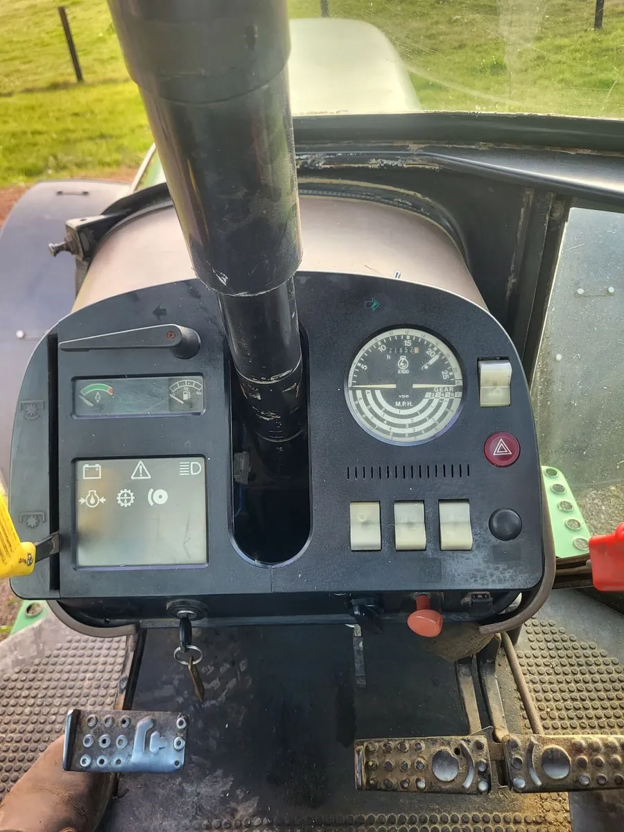 John Deere 3050 - Image 4