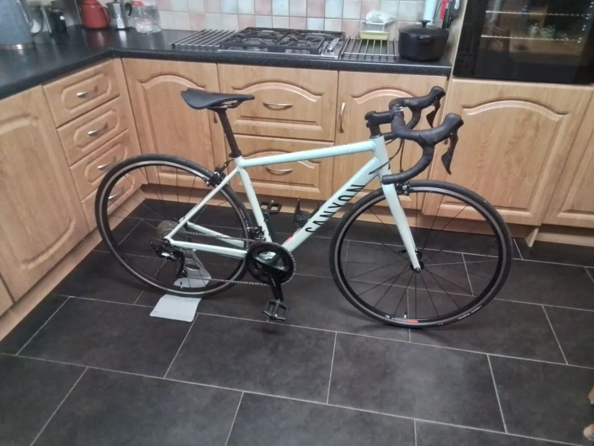 Road Bike - Image 4