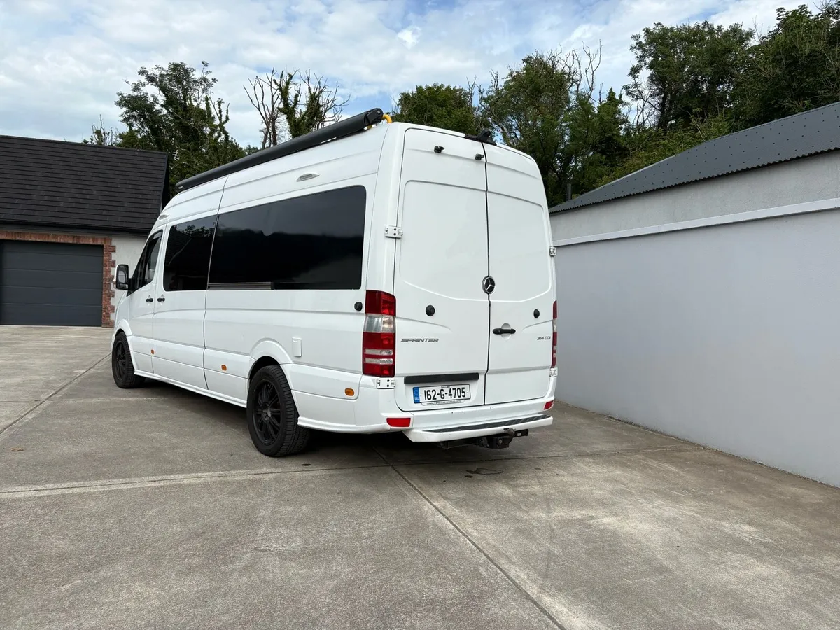 Camper Van - Image 2