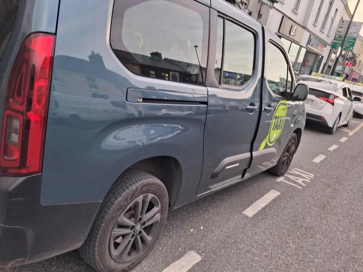 Taxi for Rent - Image 1
