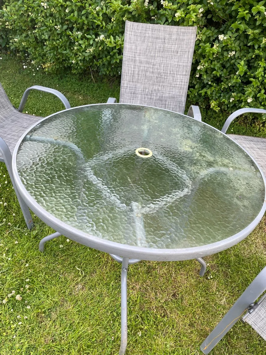 Garden Table and Chairs - Image 3