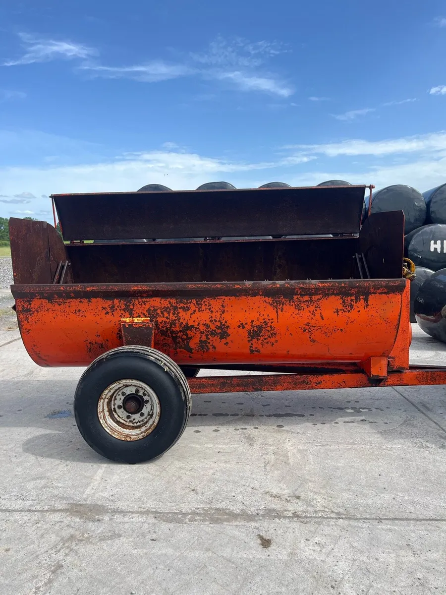 Abbey 2060 Dung Spreader - Image 2