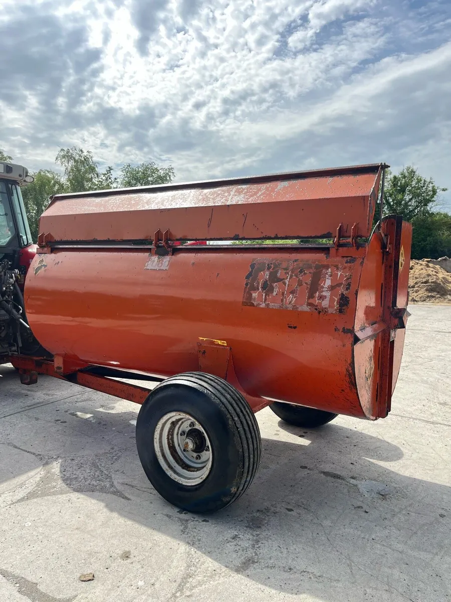 Abbey 2060 Dung Spreader - Image 4