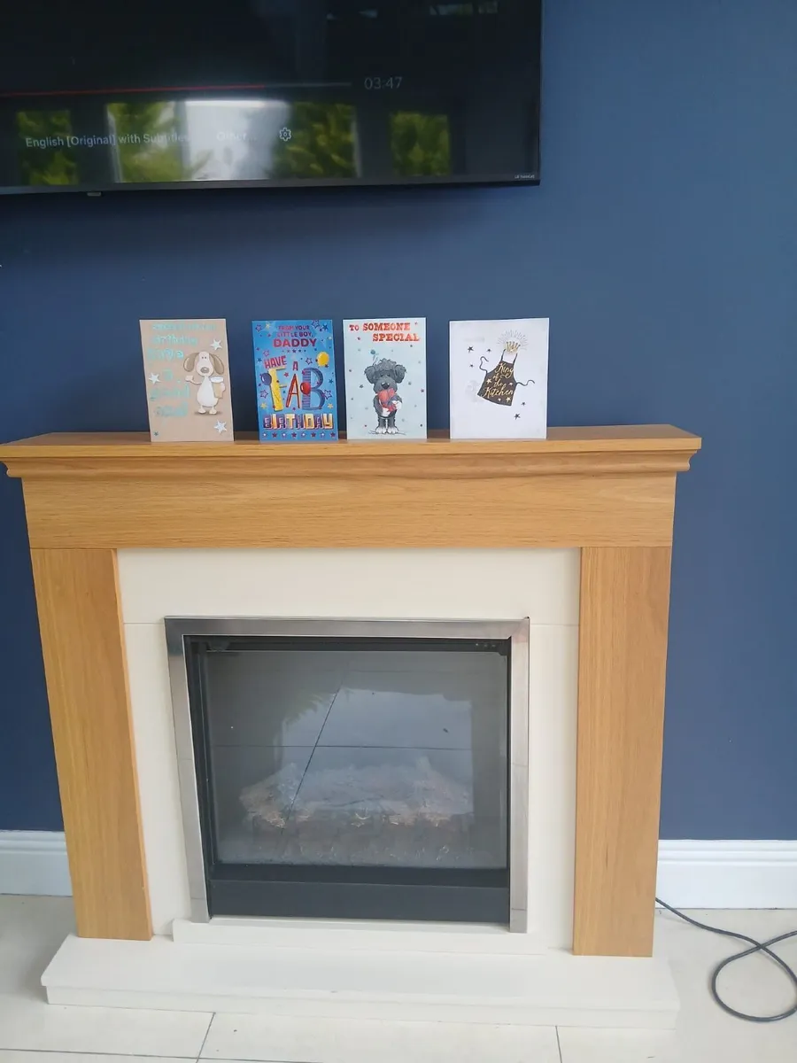 Electric Fire with surround - Image 2