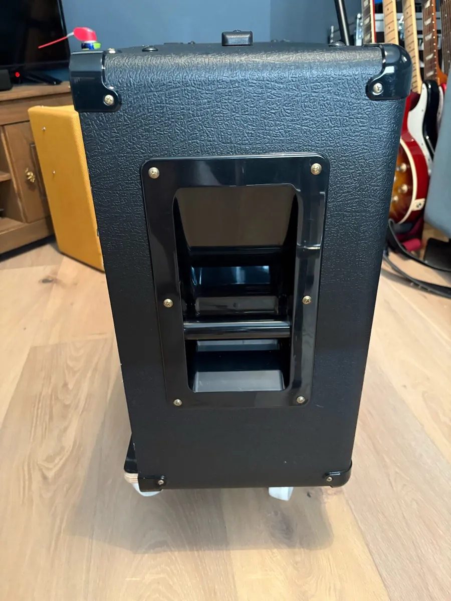 Marshal MA100c Valve Combo Amp - Image 3